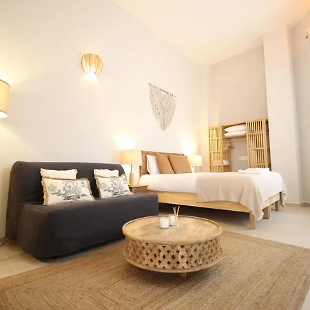 Del Parque Flats Monkey 1 Apartment Malaga
